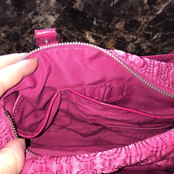 Liz Claiborne mini bag. - Picture 5 of 6